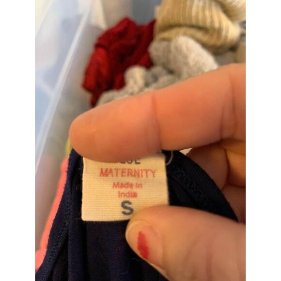 🌸3/$15🌸Maternity Navy Small Made in the USA T-shirt - Picture 4 of 4